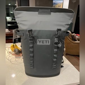 NEW Yeti M20 Backpack Cooler W/ Tags